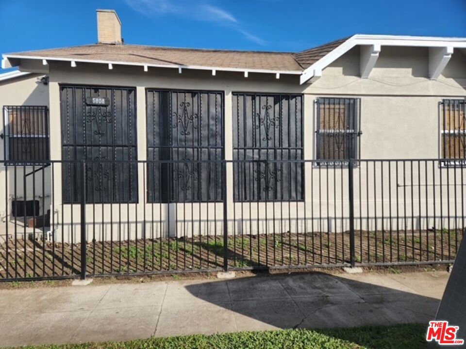 5806 3rd Avenue Property Photo 2