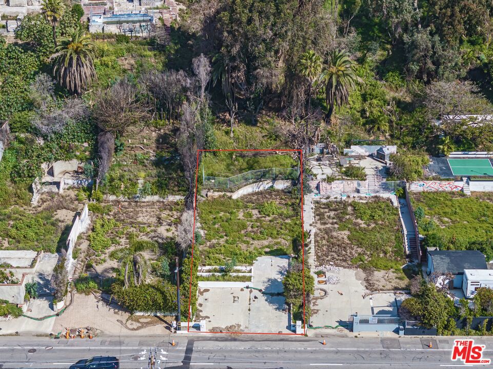 21465 Pacific Coast Highway Property Photo 4