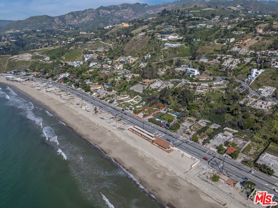 21465 Pacific Coast Highway Property Photo 7