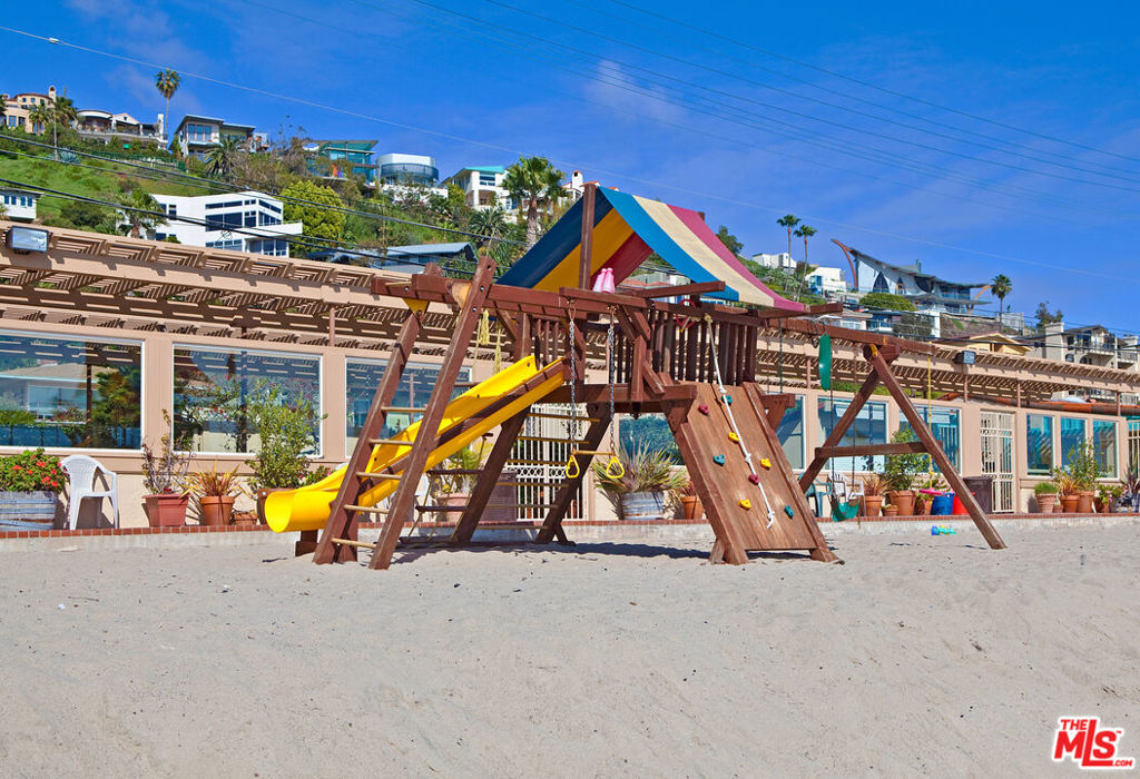 21465 Pacific Coast Highway Property Photo 9