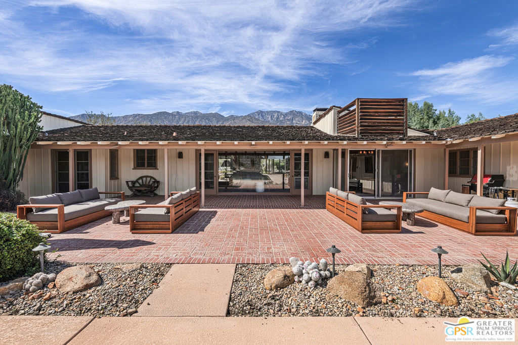 1850 Smoke Tree Lane Property Photo 16