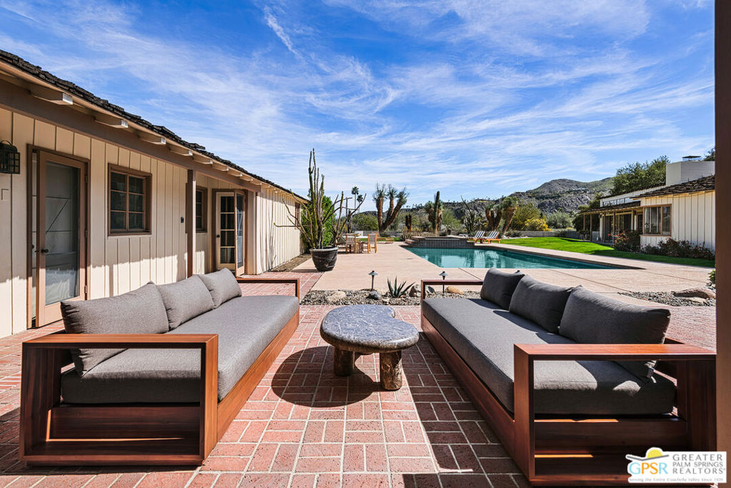 1850 Smoke Tree Lane Property Photo 18