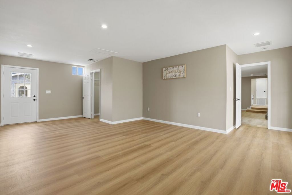 2232 W Avenue M4 Property Photo 22
