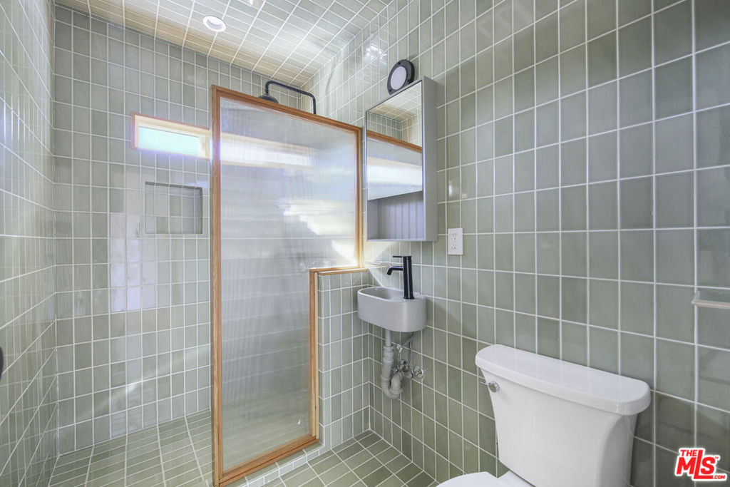 3361 Hamilton Way Property Photo 20