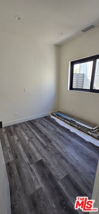 1920 S Sherbourne Drive 1920 1/2 Property Photo 5