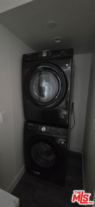 1920 S Sherbourne Drive 1920 1/2 Property Photo 7