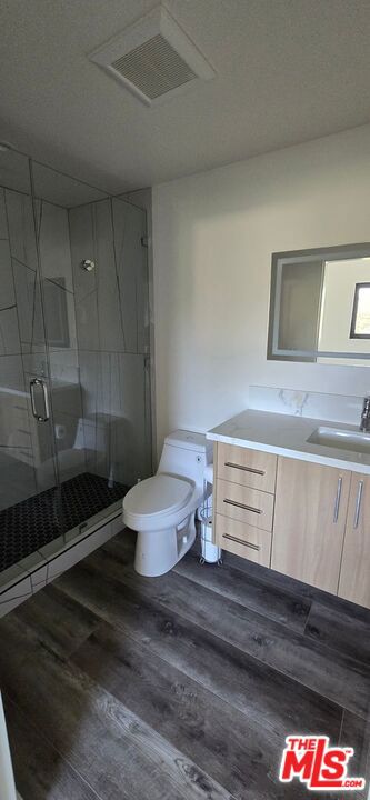 1920 S Sherbourne Drive 1920 1/2 Property Photo 14