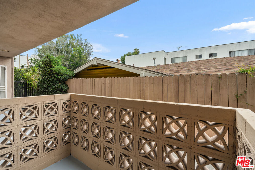 7550 Fountain Avenue Property Photo 17