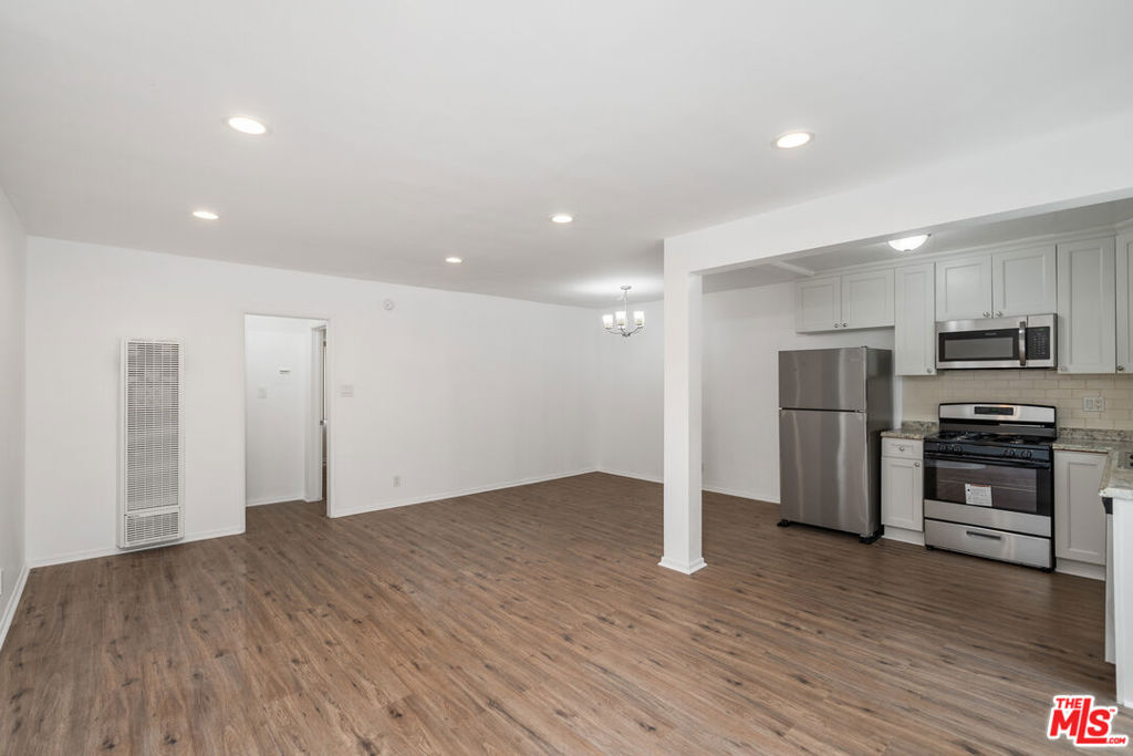7550 Fountain Avenue Property Photo 20