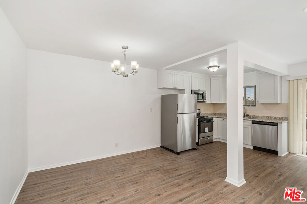 7550 Fountain Avenue Property Photo 25