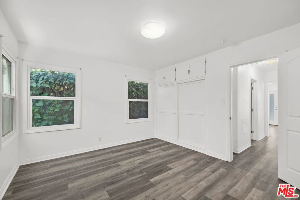 739 Westbourne Drive Property Photo 12