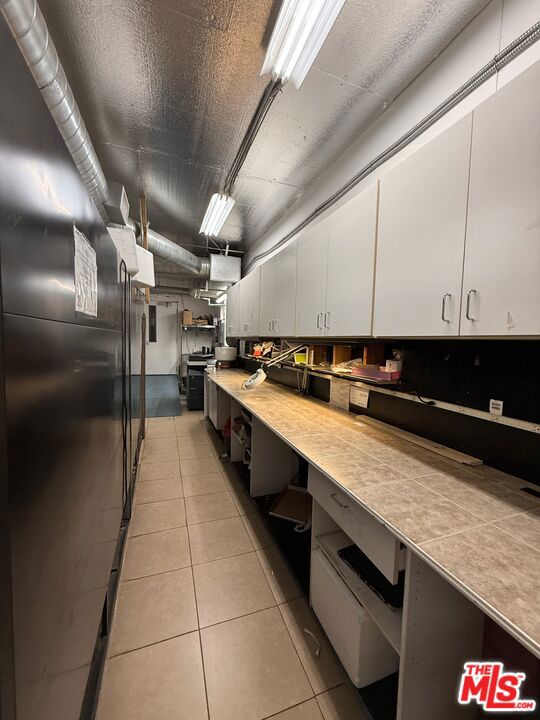 7304 Canby Avenue Property Photo 30