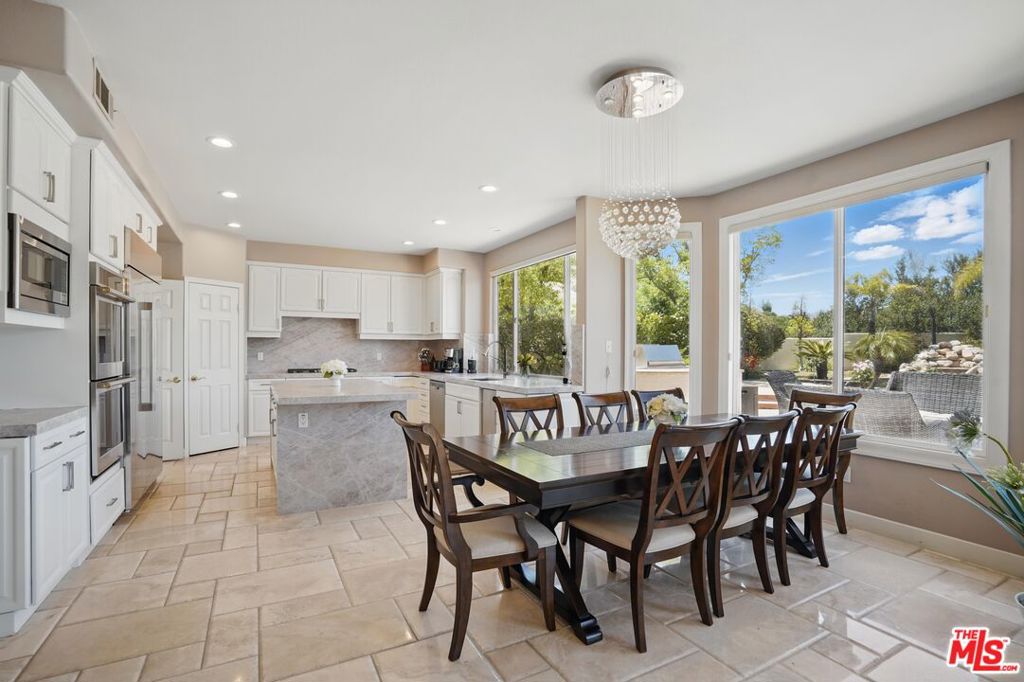 4040 Leighton Point Road Property Photo 12