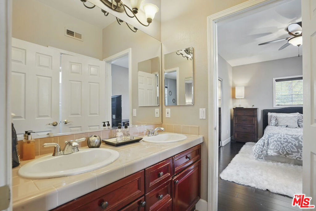 4040 Leighton Point Road Property Photo 39