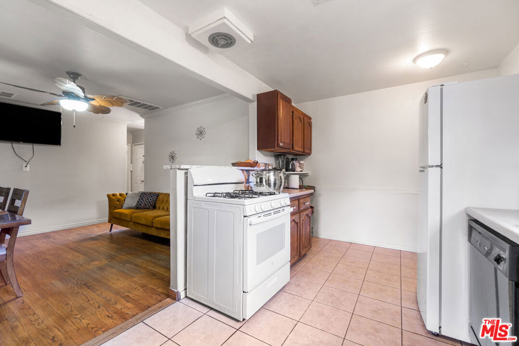13748 Sunburst Street Property Photo 10