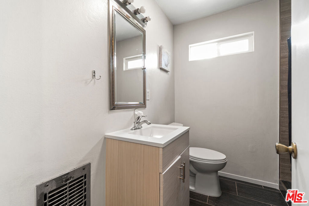 13748 Sunburst Street Property Photo 17