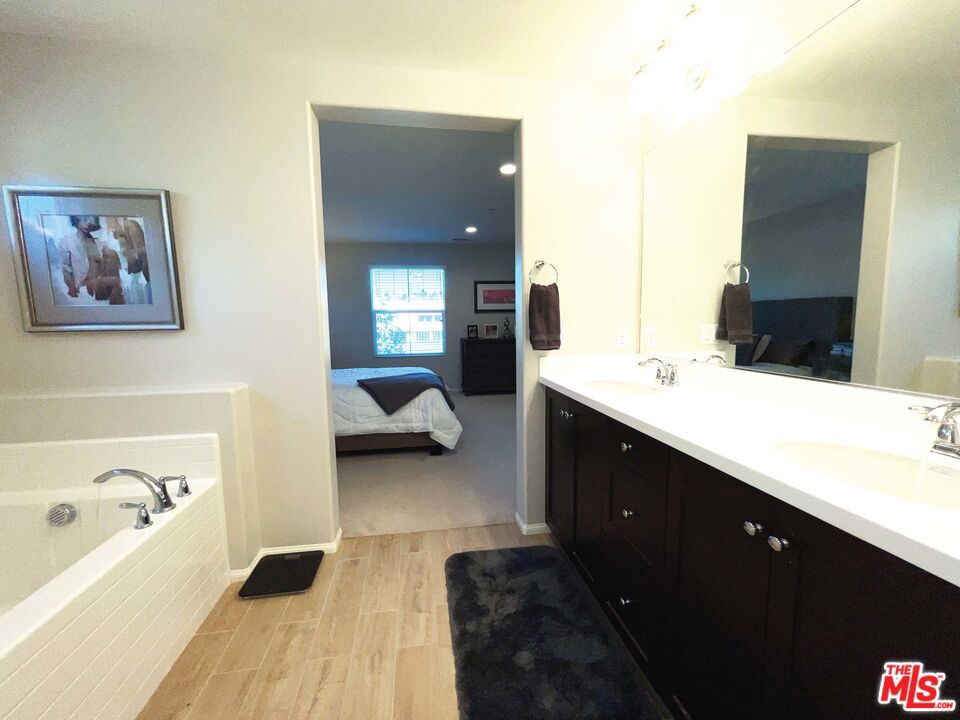 42720 Azure Street Property Photo 29
