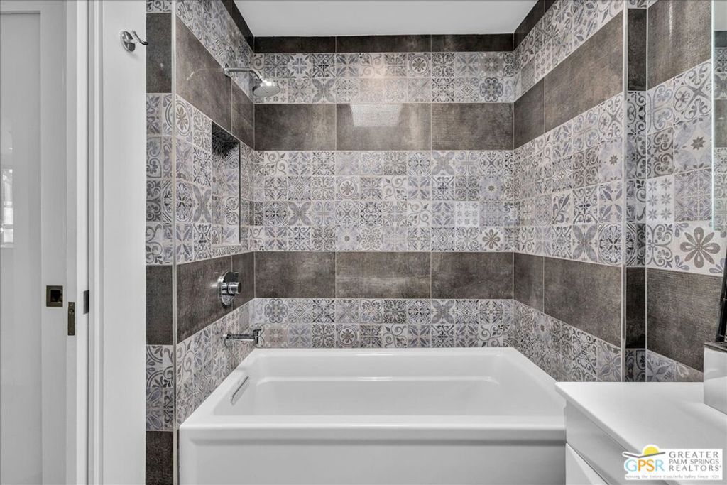 1200 Primer Circle Property Photo 29