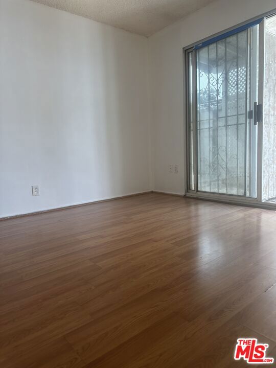 2660 Newell Street Property Photo 2