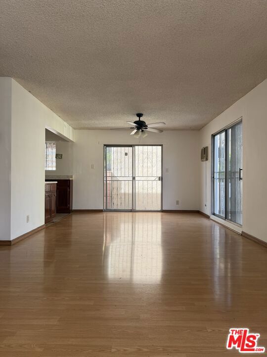2660 Newell Street Property Photo 18