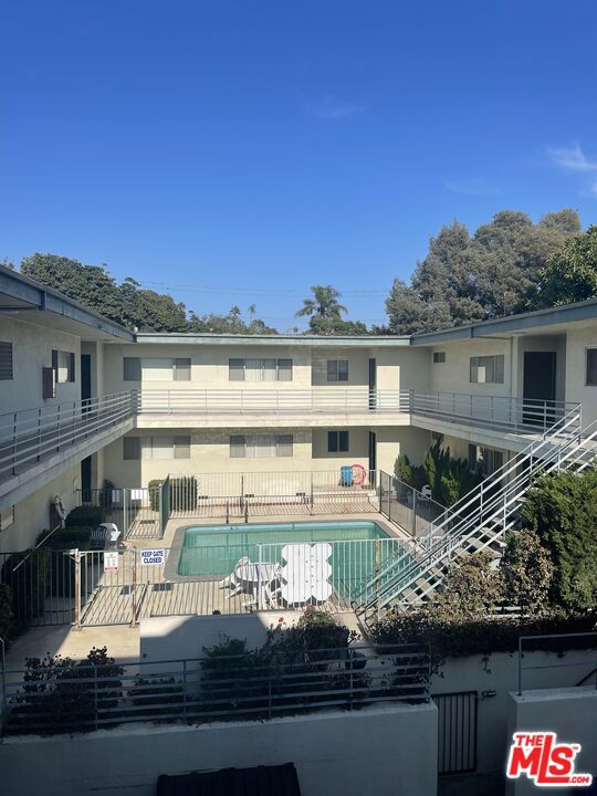 3686 S Centinela Avenue 6 Property Photo 1