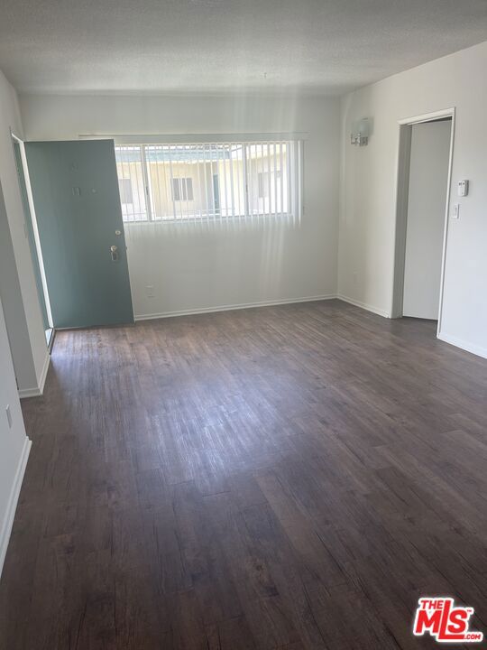 3686 S Centinela Avenue 16 Property Photo 3