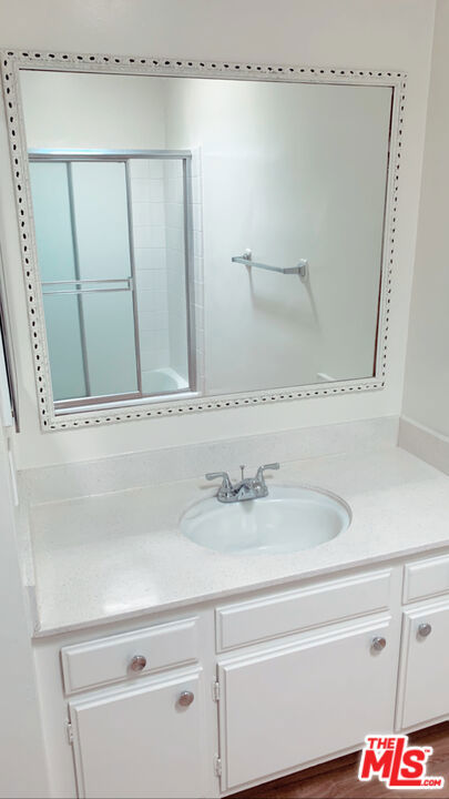 11081 Rose Avenue 25 Property Photo 4