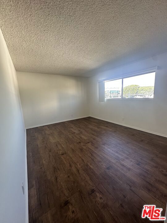 1420 S Oakhurst Drive 208 Property Photo 11
