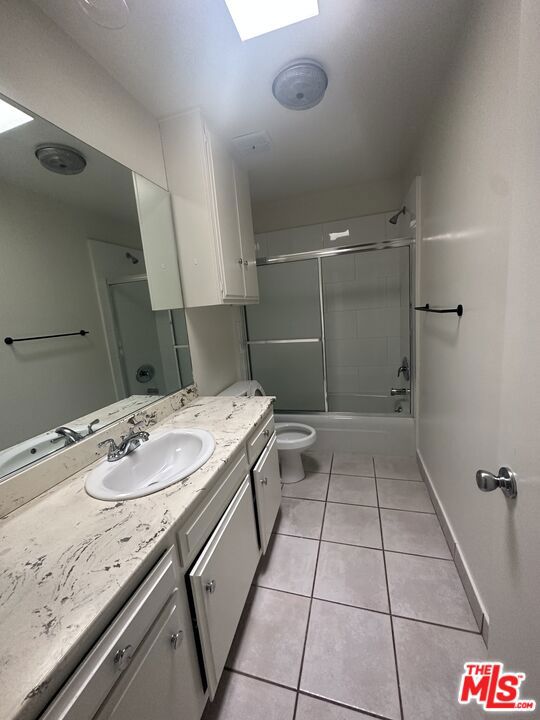 1420 S Oakhurst Drive 208 Property Photo 14