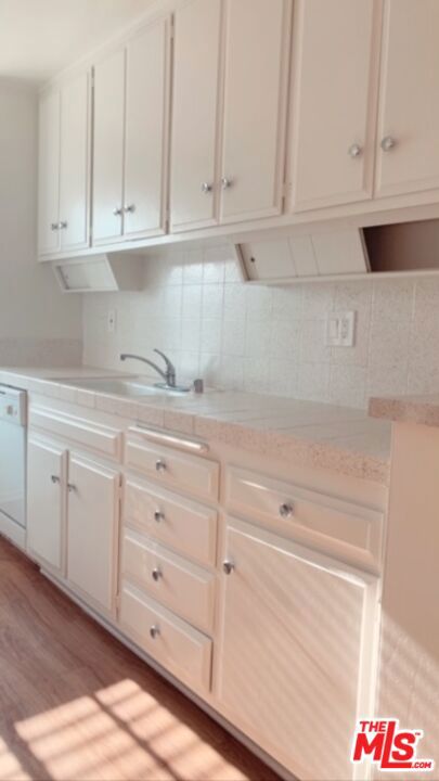 1420 S Oakhurst Drive 210 Property Photo 7