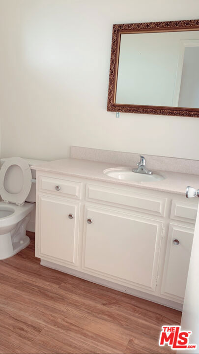 1420 S Oakhurst Drive 210 Property Photo 9