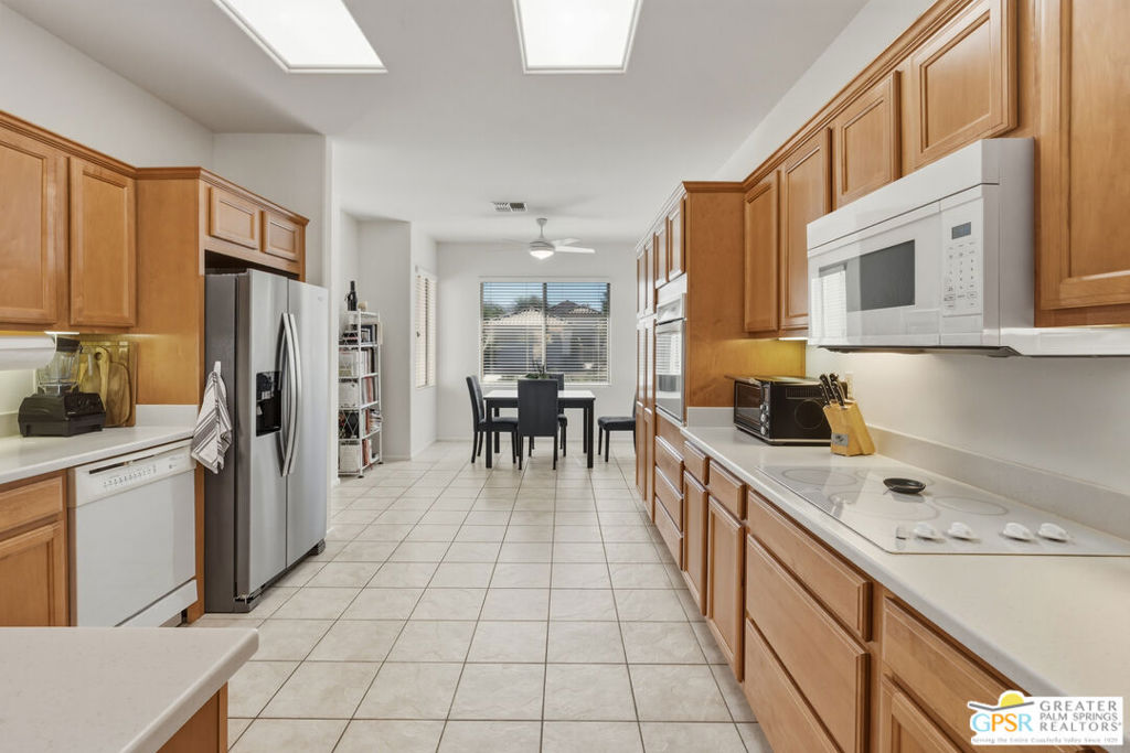 78254 Grape Arbor Avenue Property Photo 3
