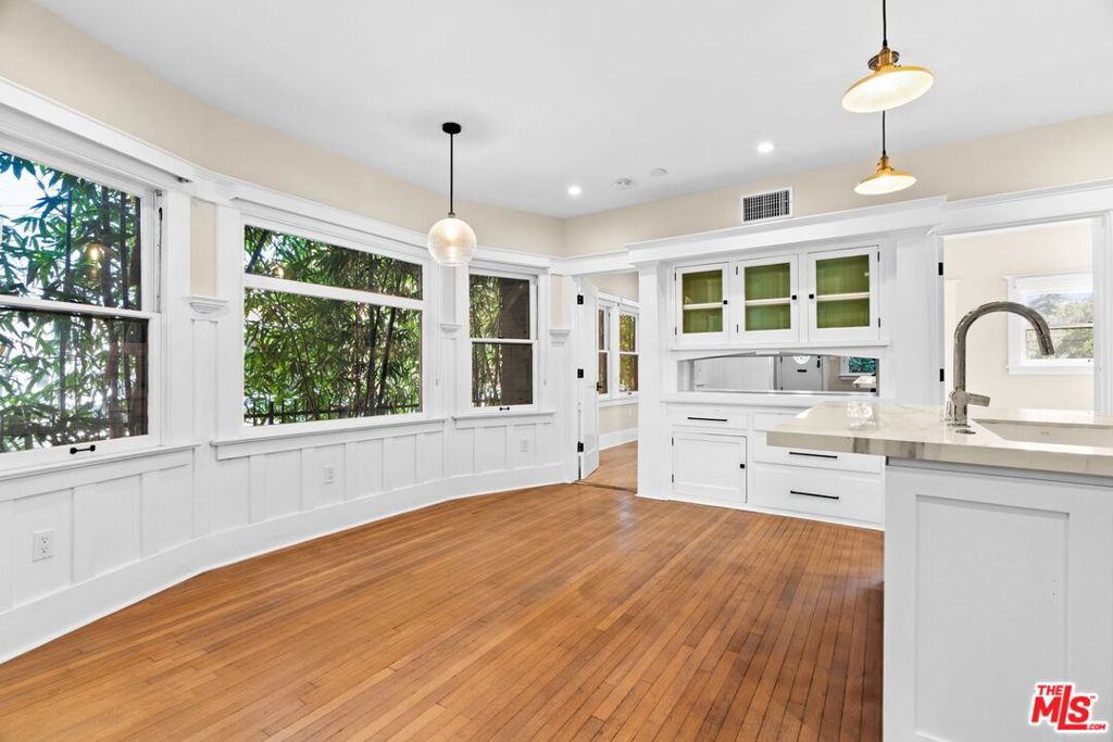 1140 Lemoyne Street Property Photo 23