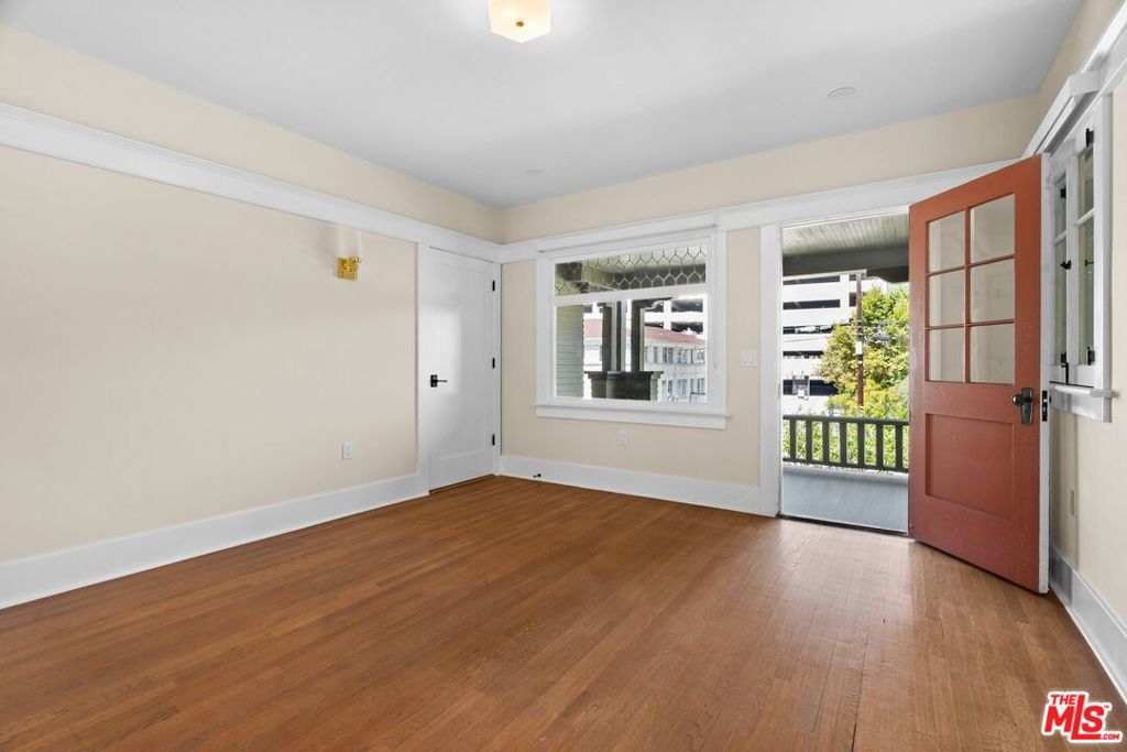 1140 Lemoyne Street Property Photo 28