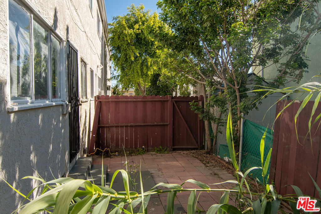 5761 Fair Avenue Property Photo 28