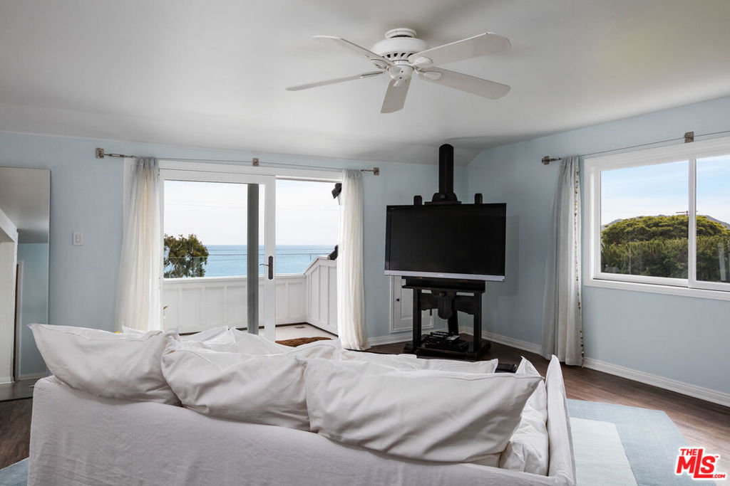 29225 Cliffside Drive Property Photo 20