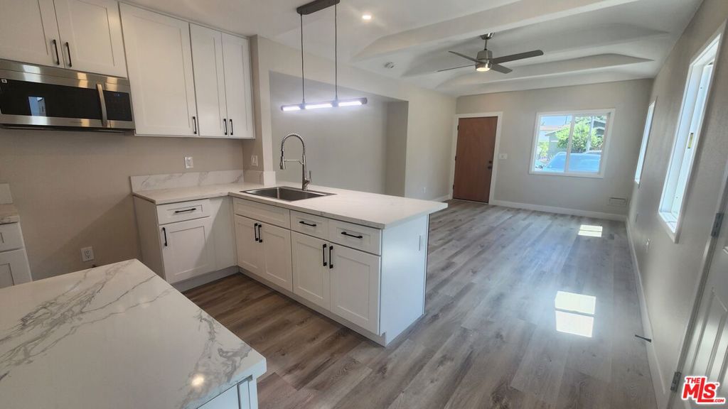 8137 Beechwood Avenue Property Photo 4