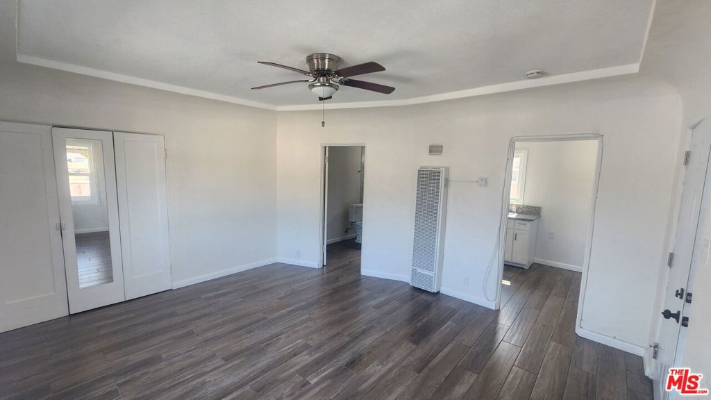 8137 Beechwood Avenue Property Photo 9