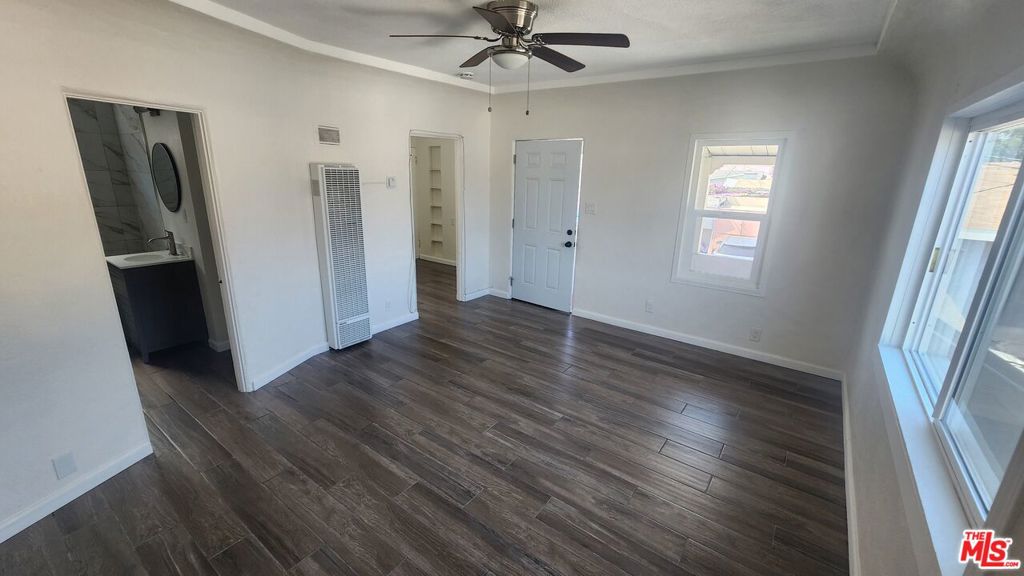 8137 Beechwood Avenue Property Photo 10