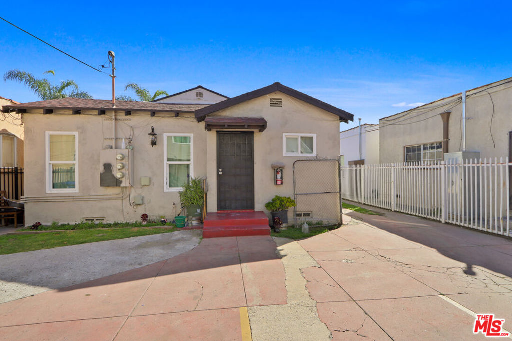 8137 Beechwood Avenue Property Photo 15