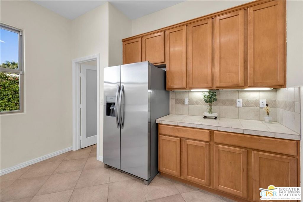 2222 E Wayne Road Property Photo 19