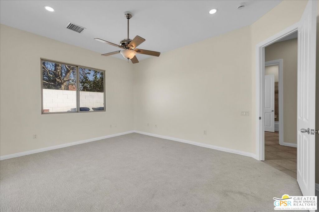 2222 E Wayne Road Property Photo 23