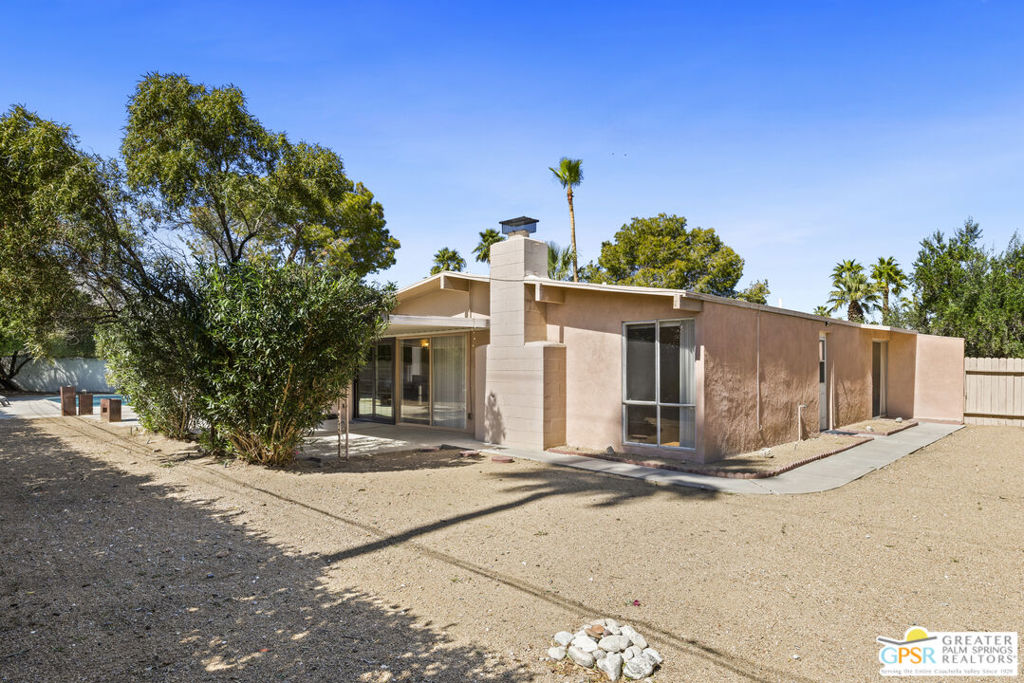 889 E Janet Circle Property Photo 27