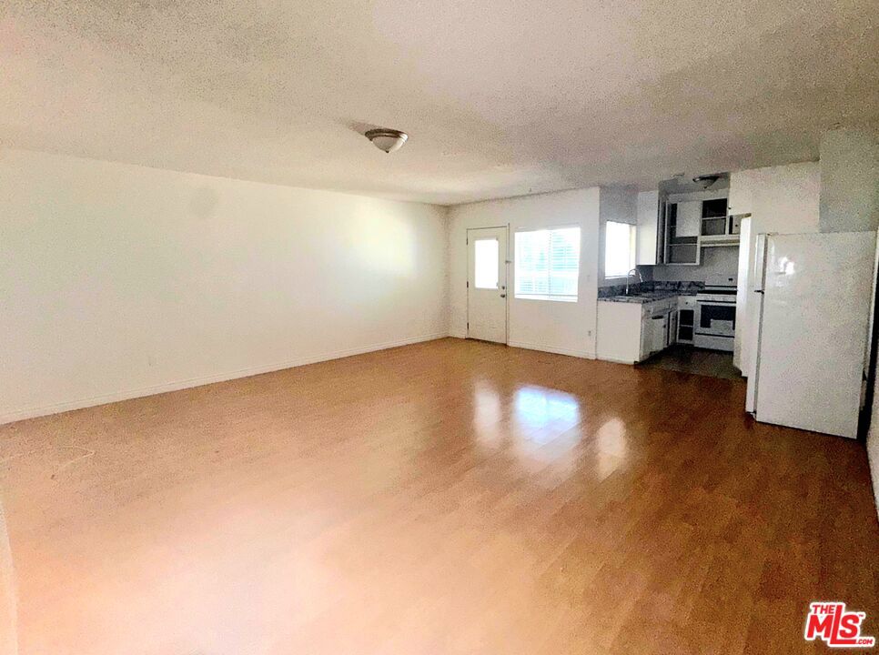 3055 Foothill Boulevard 9 Property Photo 8