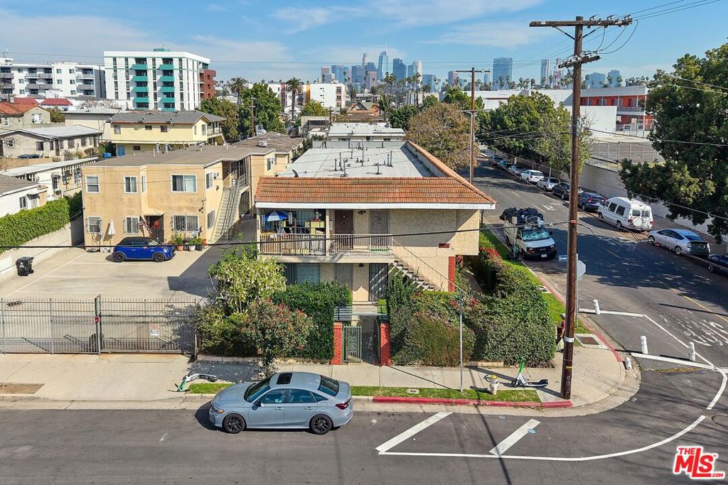 1056 Dewey Avenue Property Photo 1