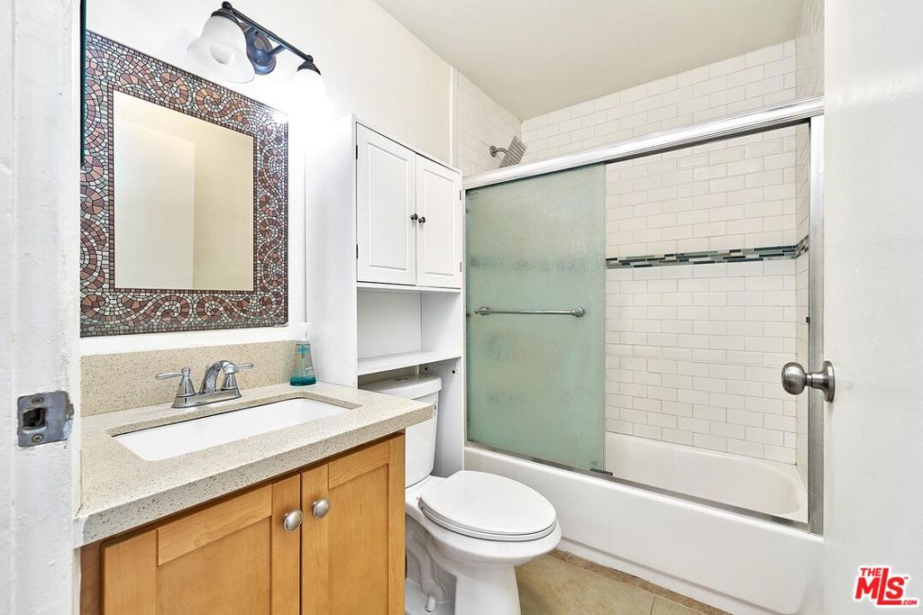 1056 Dewey Avenue Property Photo 14