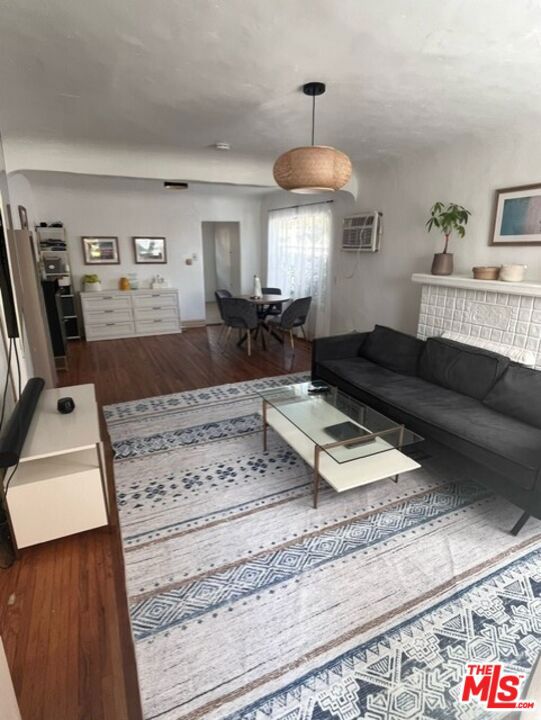4354 Coolidge Avenue Property Photo 3