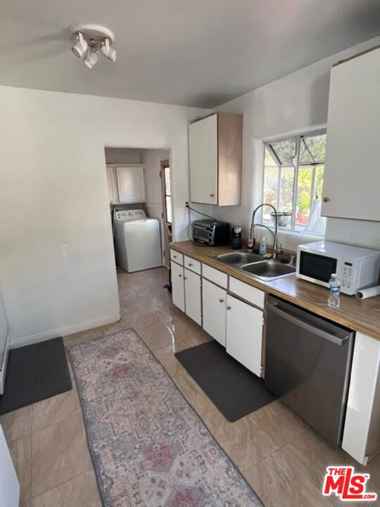 4354 Coolidge Avenue Property Photo 8