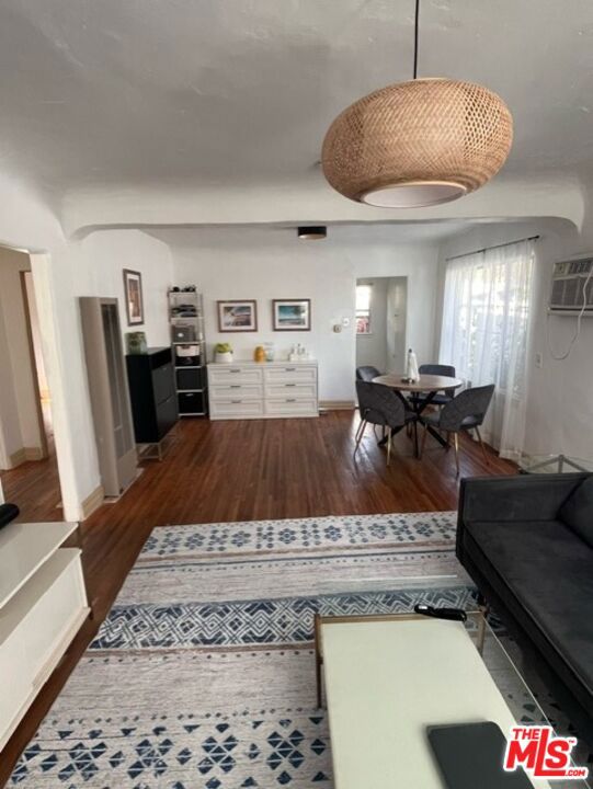 4354 Coolidge Avenue Property Photo 5