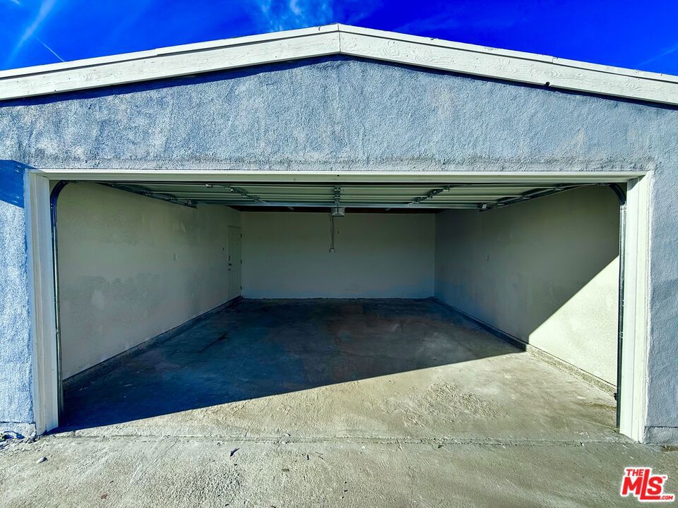 431 S Tajauta Avenue Property Photo 13